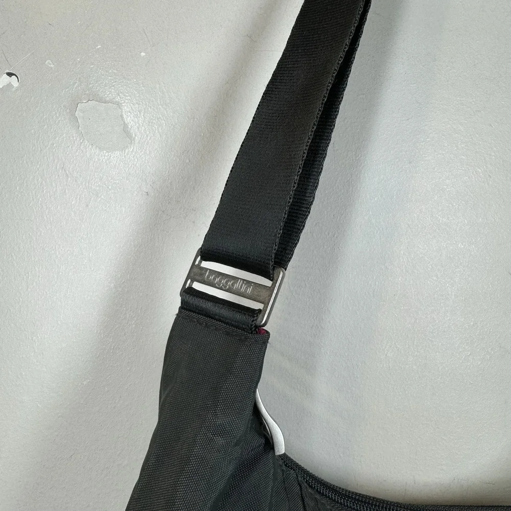 Baggallini hobo crossbody
